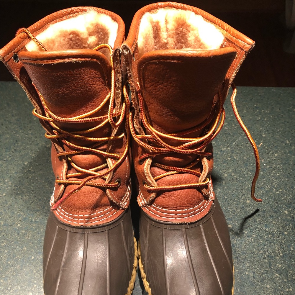 Women’s LL Bean 8” tumbled leather shearling boots
